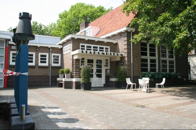 Expositie: Jong talent Pouloeuff